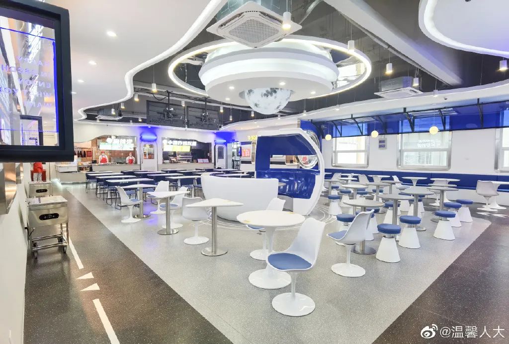 中国人民大学食堂餐饮空间设计